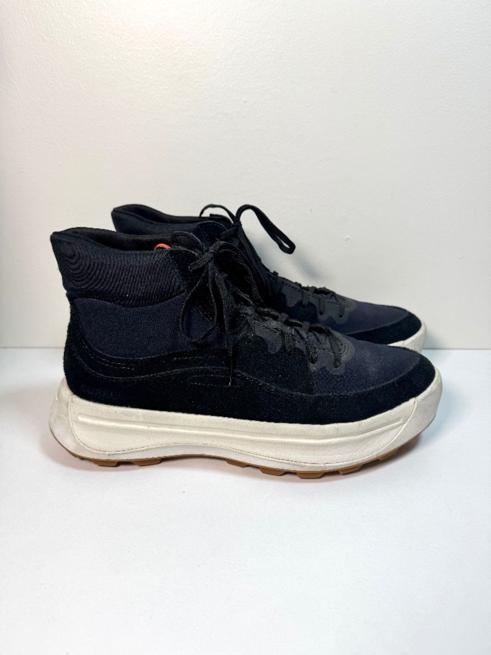 Sorel ONA 503 Mid Black Suede Lace Up Platform Sneaker | Size 10